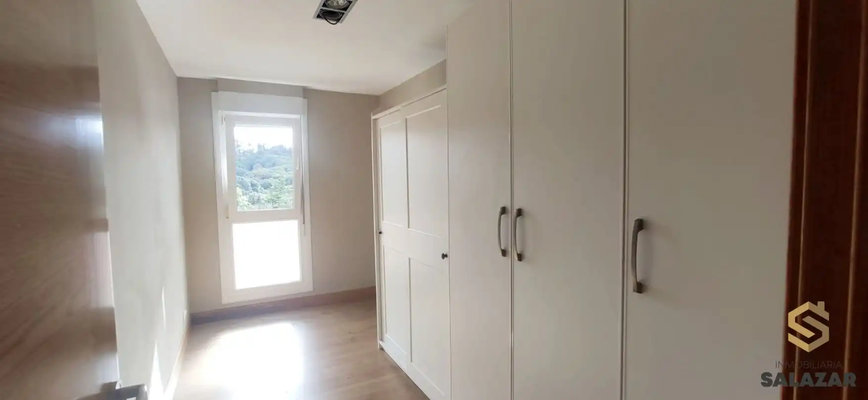 Schlafzimmer von Wohnung zur Miete in Urduliz mit Heizung und Möbliert