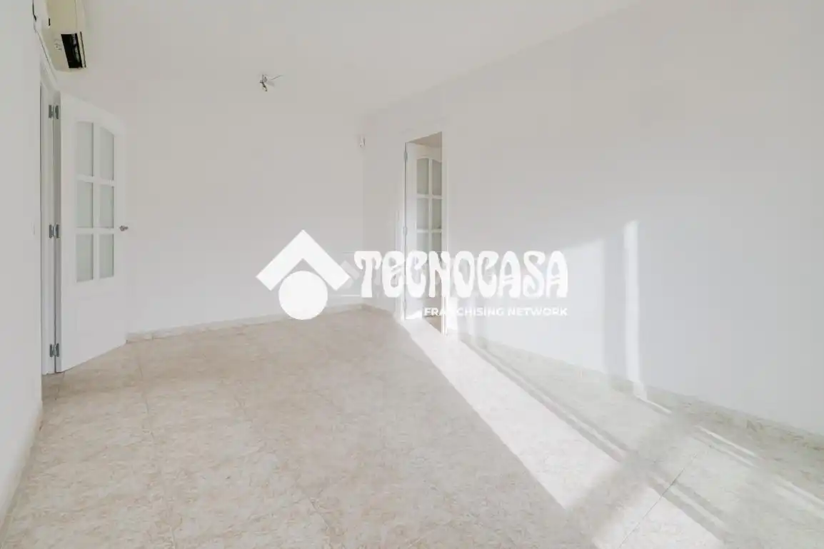 Flat for sale in Sant Joan Baptista