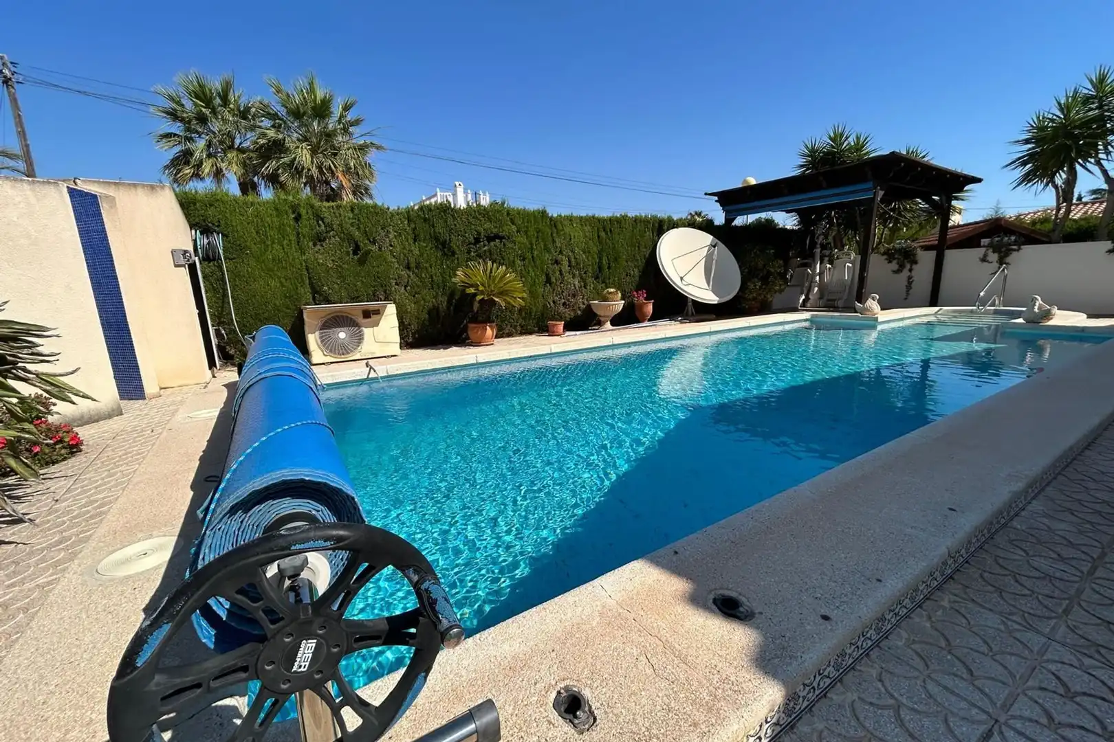 Piscina de Casa o xalet en venda en Orihuela