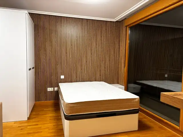 Dormitori de Apartament en venda en Santa Marta de Tormes amb Calefacció, Parquet i Terrassa