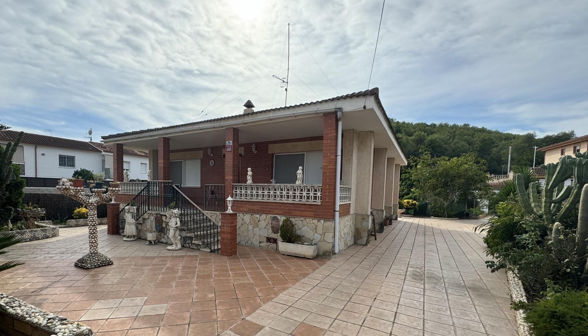 Exterior view of House or chalet for sale in Calafell  with Heating, Private garden and Terrace