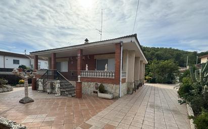 Exterior view of House or chalet for sale in Calafell  with Heating, Private garden and Terrace