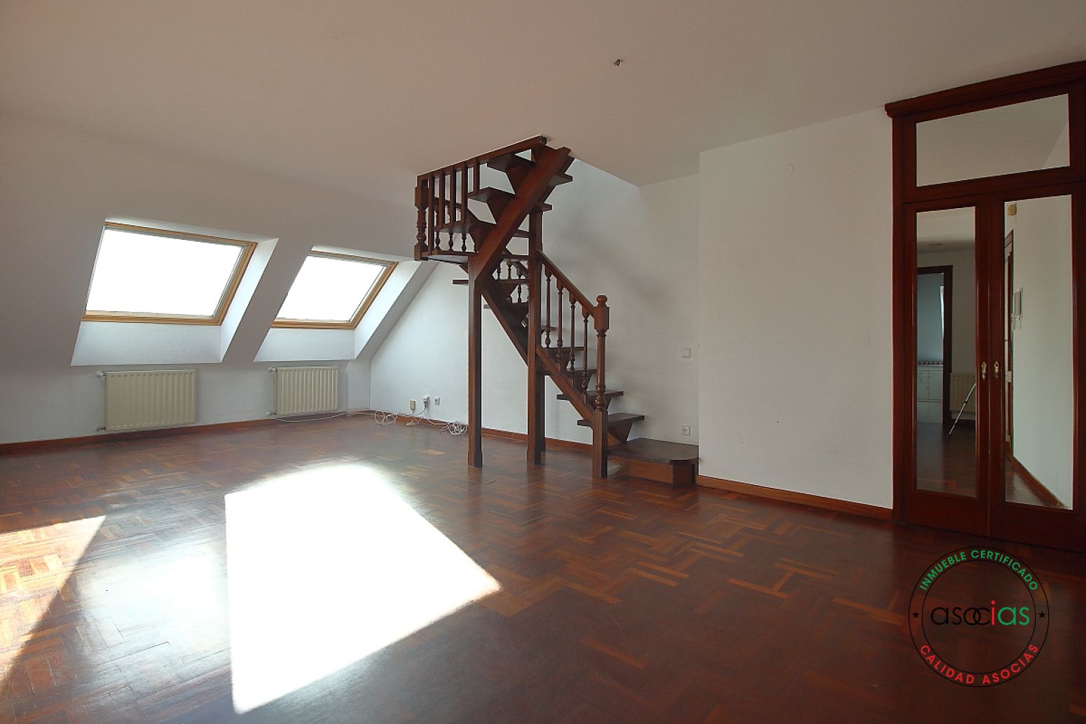 Pis en venda en Gijón  amb Calefacció, Parquet i Traster