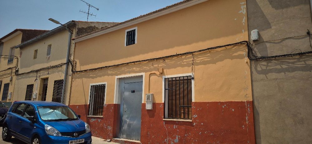 Vista exterior de Casa o xalet en venda en Caudete