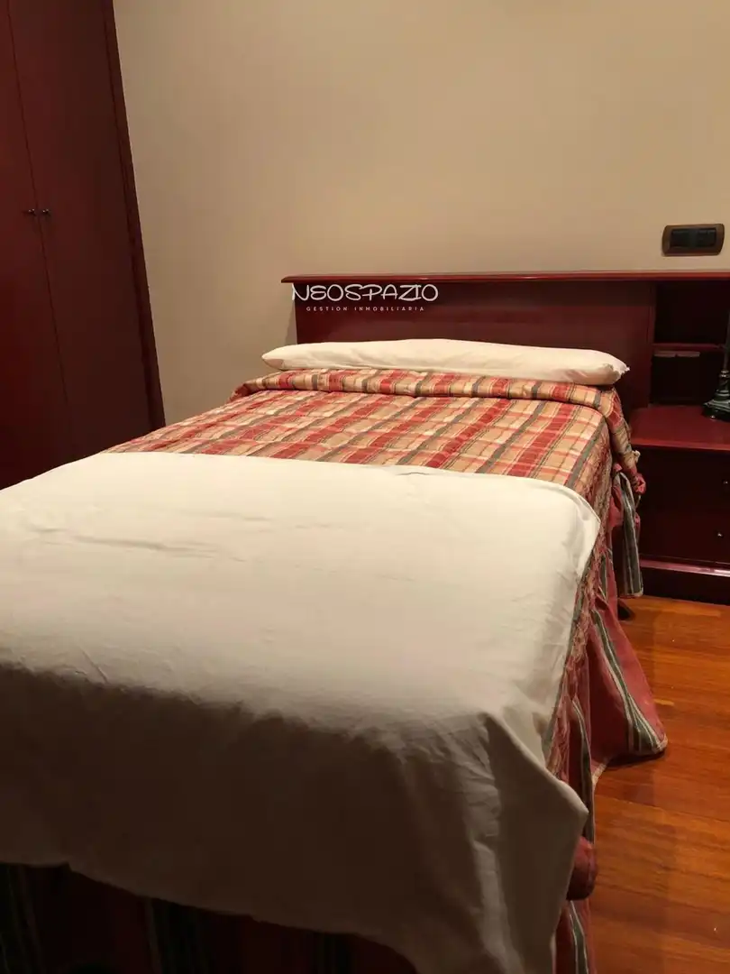 Dormitori de Dúplex en venda en Lugo amb Calefacció, Terrassa i Traster