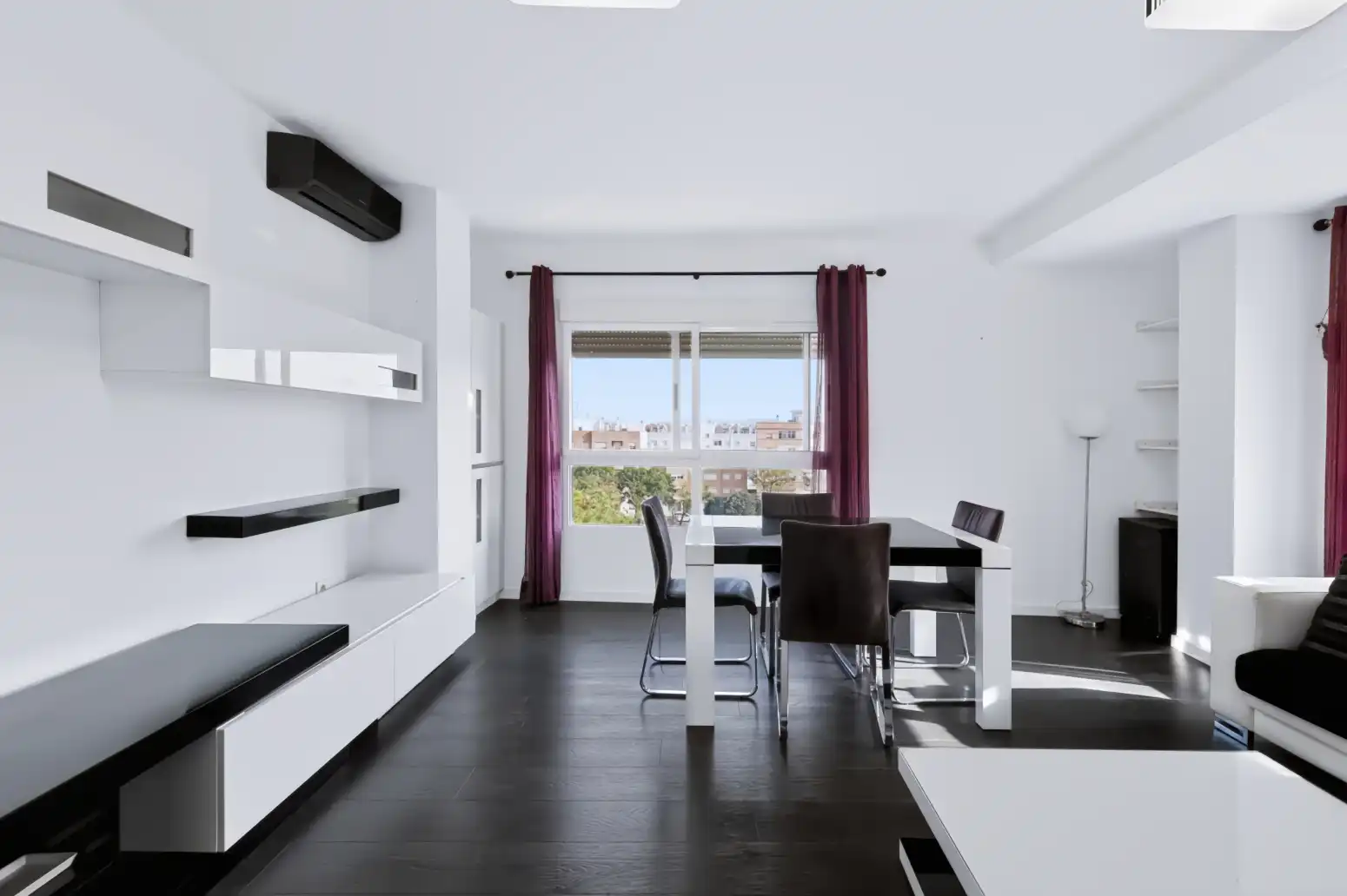 Dining room of Flat for sale in Alaquàs  with Air Conditioner, Parquet flooring and Storage room