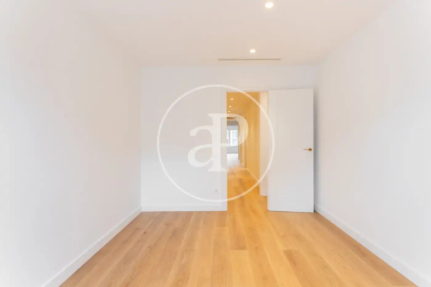 Appartamento con terrazza in affitto a Gran Via de les Corts Catalanes, imagen 25