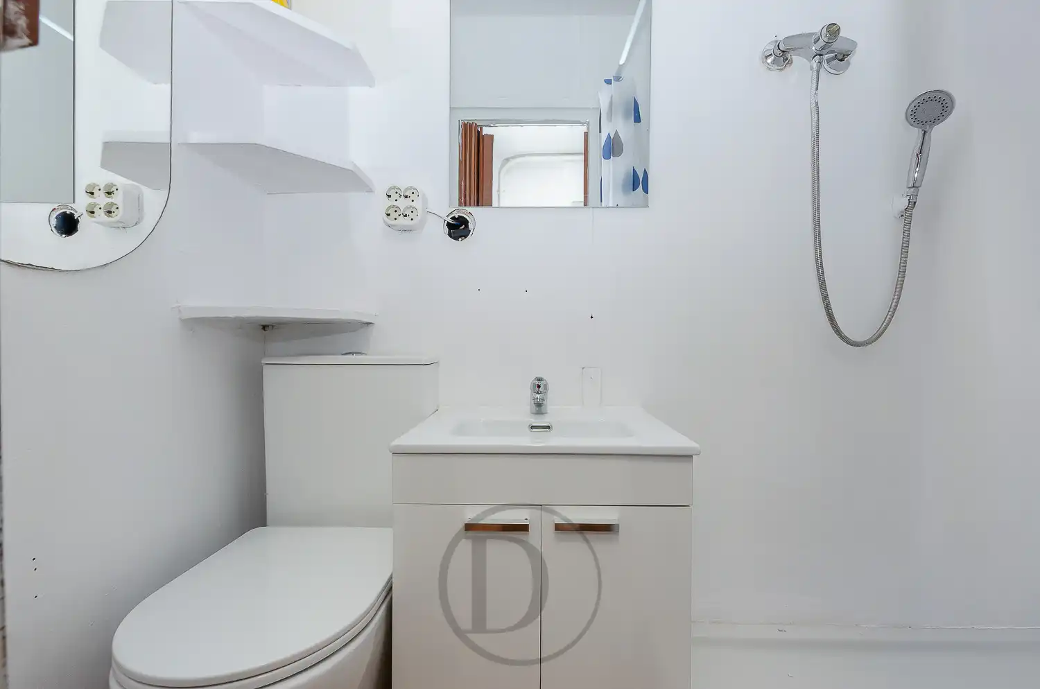 Baño de Piso en venta en Horta - Guinardó