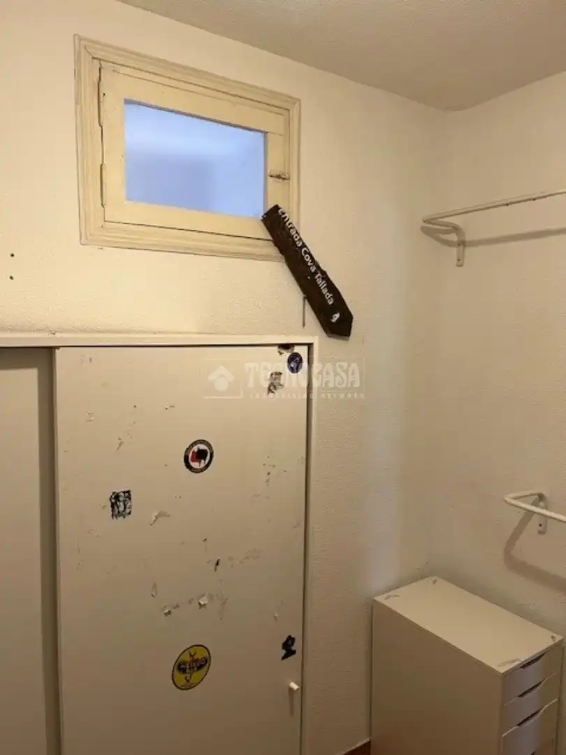 Bathroom of Flat for sale in Madrid