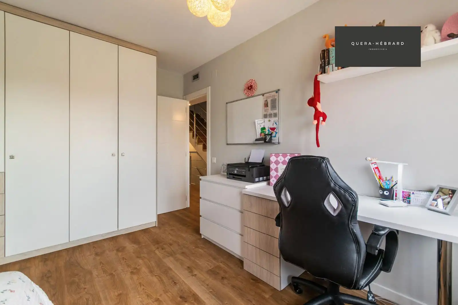 Habitación de Casa adosada en venta en Rubí con Aire acondicionado, Calefacción y Parquet