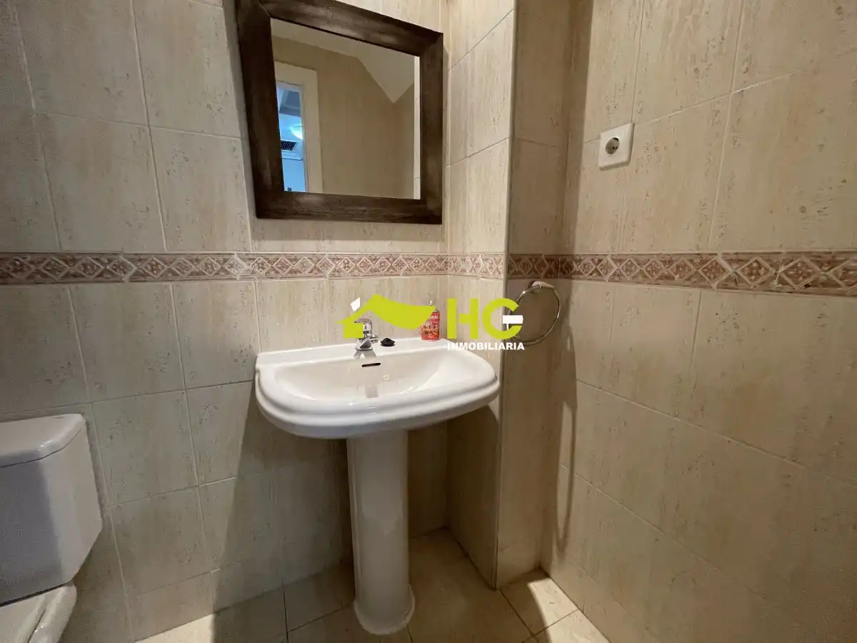 Bathroom of Flat for sale in Villaviciosa de Odón  with Air Conditioner, Heating and Terrace