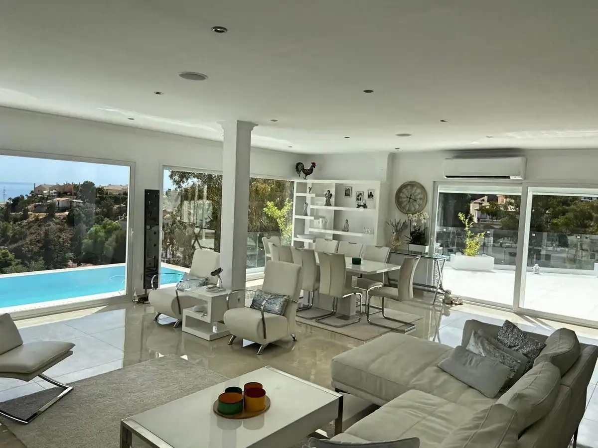 Living room of Houses for sale in Fuengirola  with Air Conditioner, Terrace and Furnished