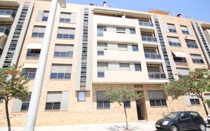 Exterior view of Flat for sale in Torrent  with Air Conditioner