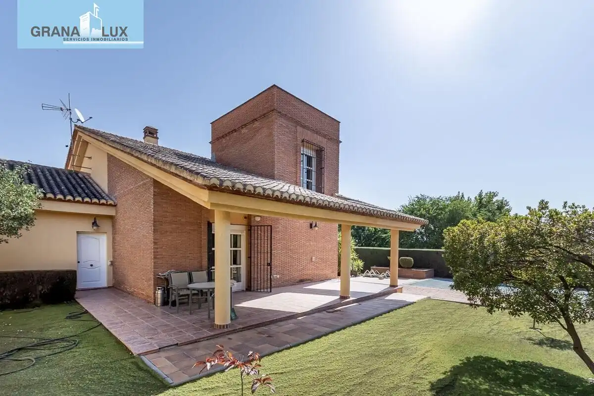 Villa mit Pool zum Verkauf in Calle Olivo, imagen 2