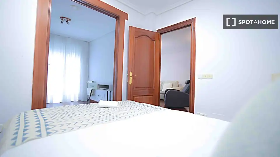 Habitación de Piso para compartir en Santander con Aire acondicionado, Calefacción y Amueblado