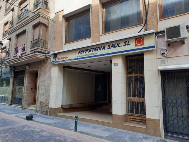 Local comercial en Alquiler en Almansa