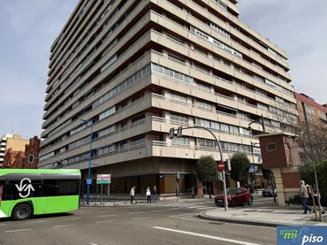 Appartement avec balcon à vendre à Calle de los Doctrinos 24
