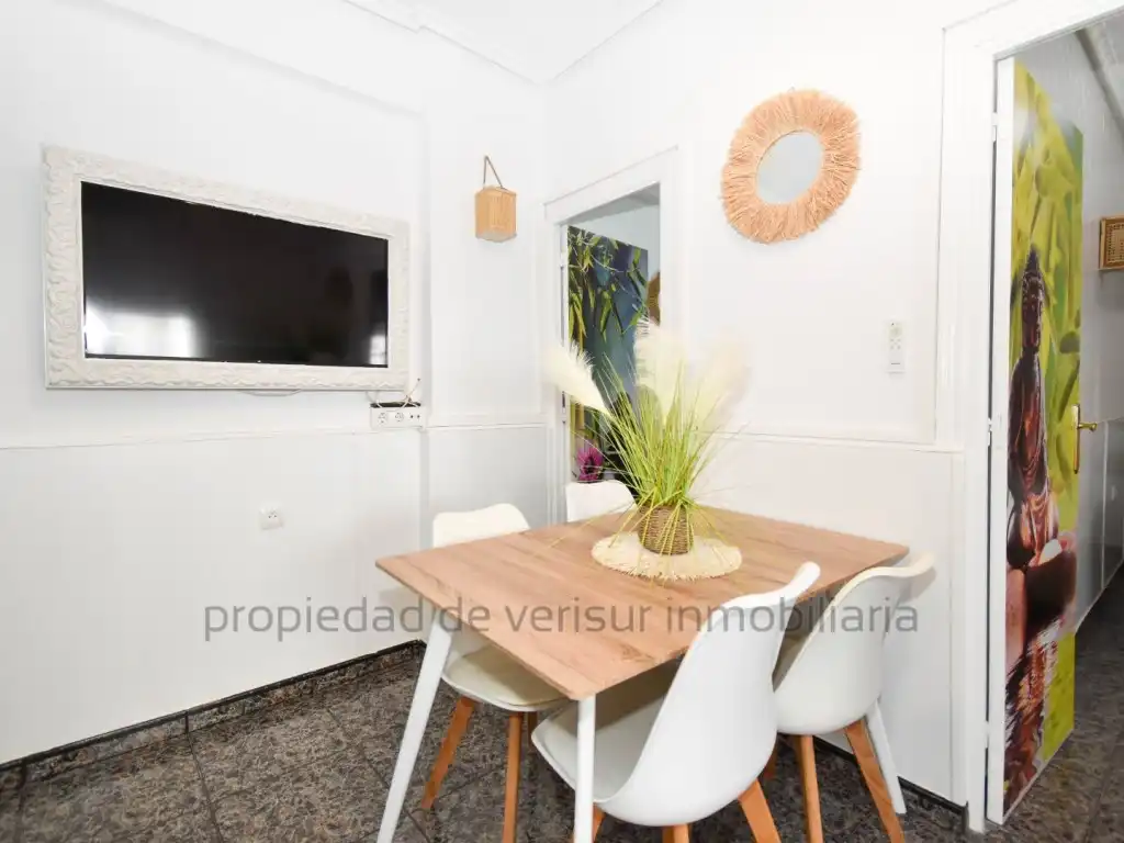 Apartment zum Verkauf in Calle Pintor Coronado 3, imagen 2