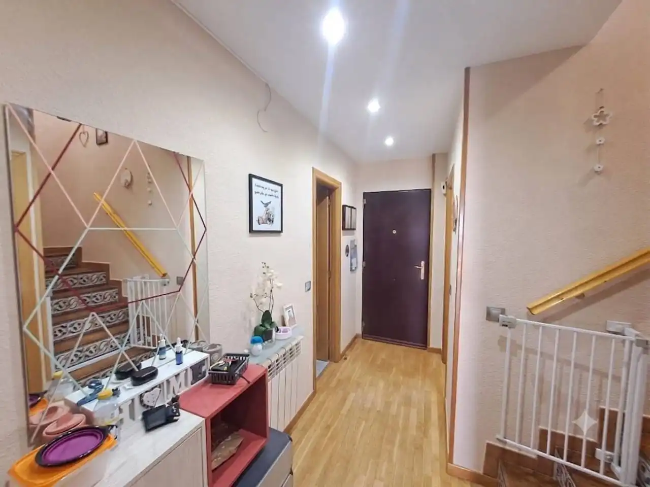 Houses for sale in Burgos  with Heating, Private garden and Parquet flooring