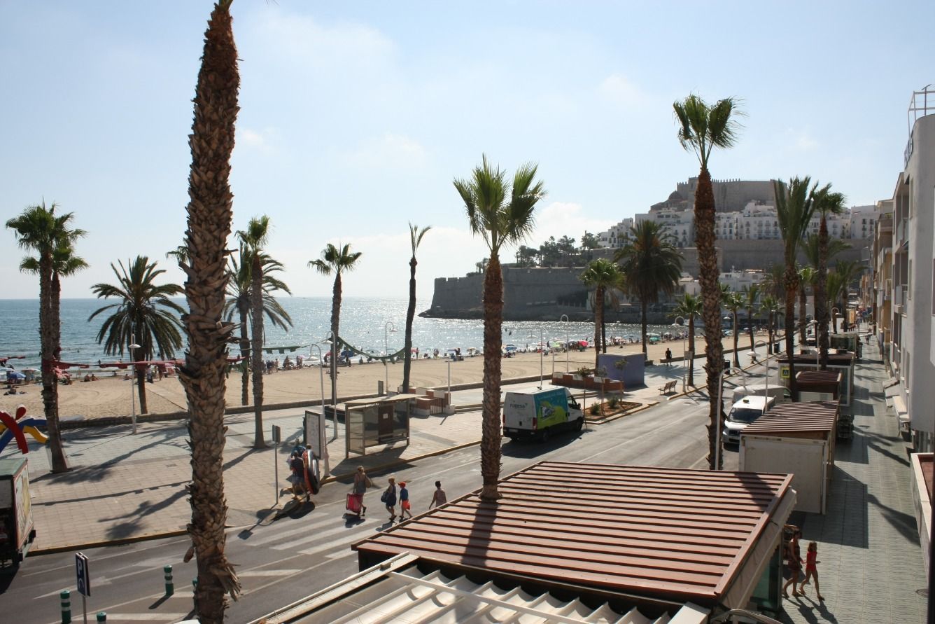 Vista exterior de Pis de lloguer en Peñíscola / Peníscola amb Aire condicionat, Moblat i Forn