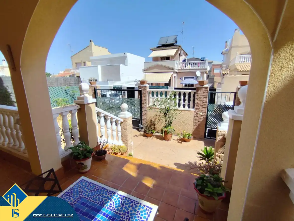 Villa mit Terrasse zum Verkauf in Nueva Torrevieja - Aguas Nuevas, imagen 2