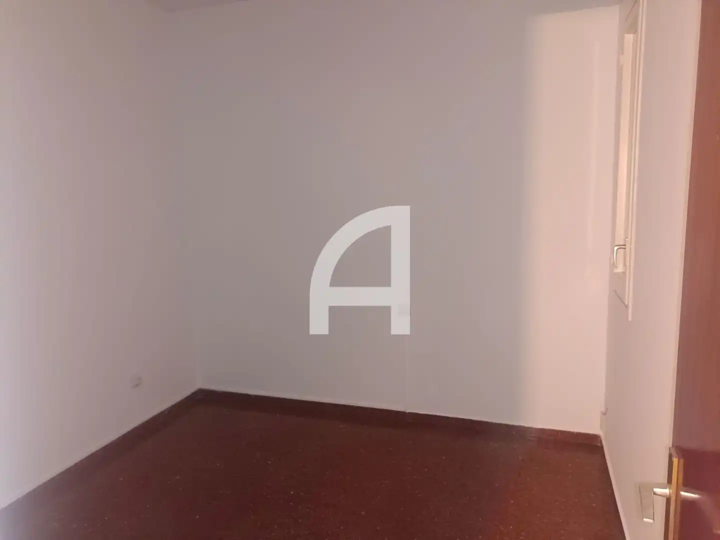 Flat for rent in Francesc Layret, Centre