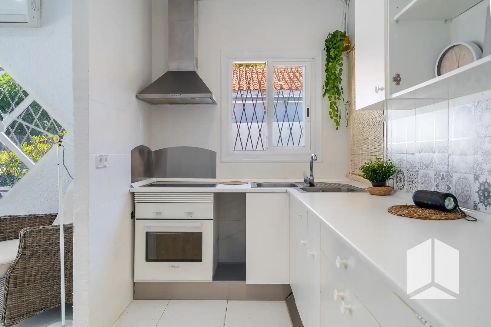 Kitchen of Houses for sale in Castelldefels  with Air Conditioner, Terrace and Storage room