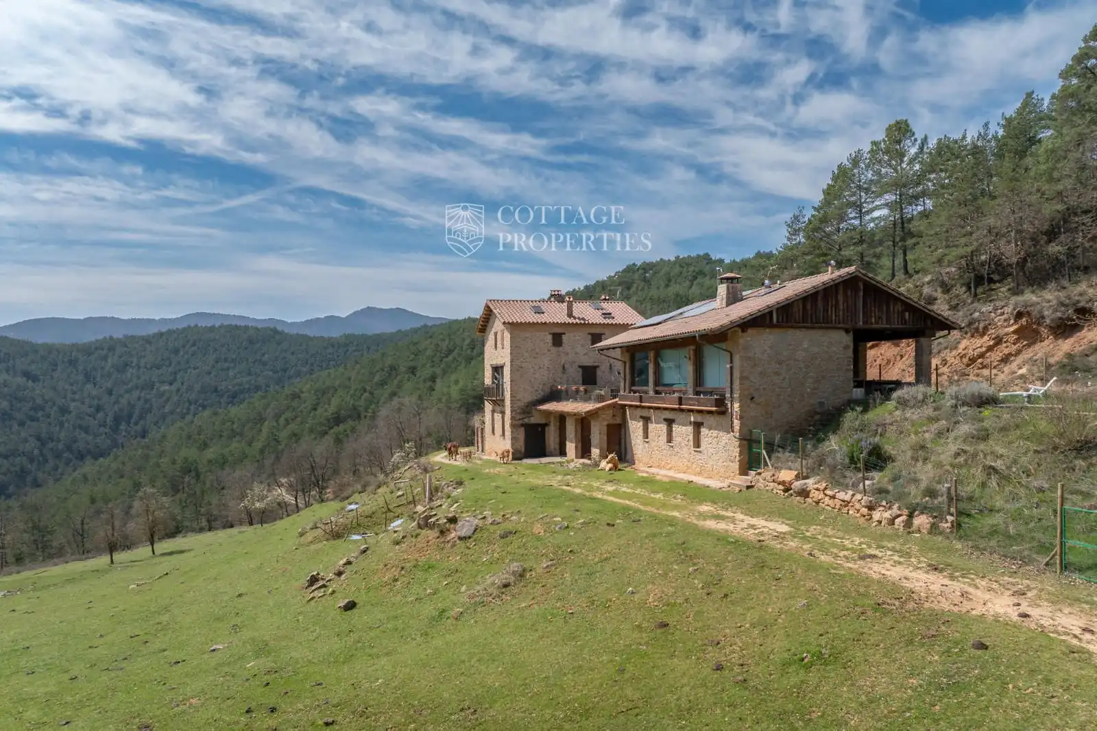 Außenansicht von Country house zum Verkauf in Ripoll