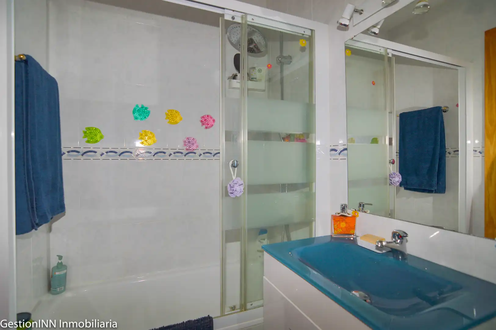 Baño de Casa adosada en venta en Valdemorillo con Calefacción, Jardín privado y Parquet