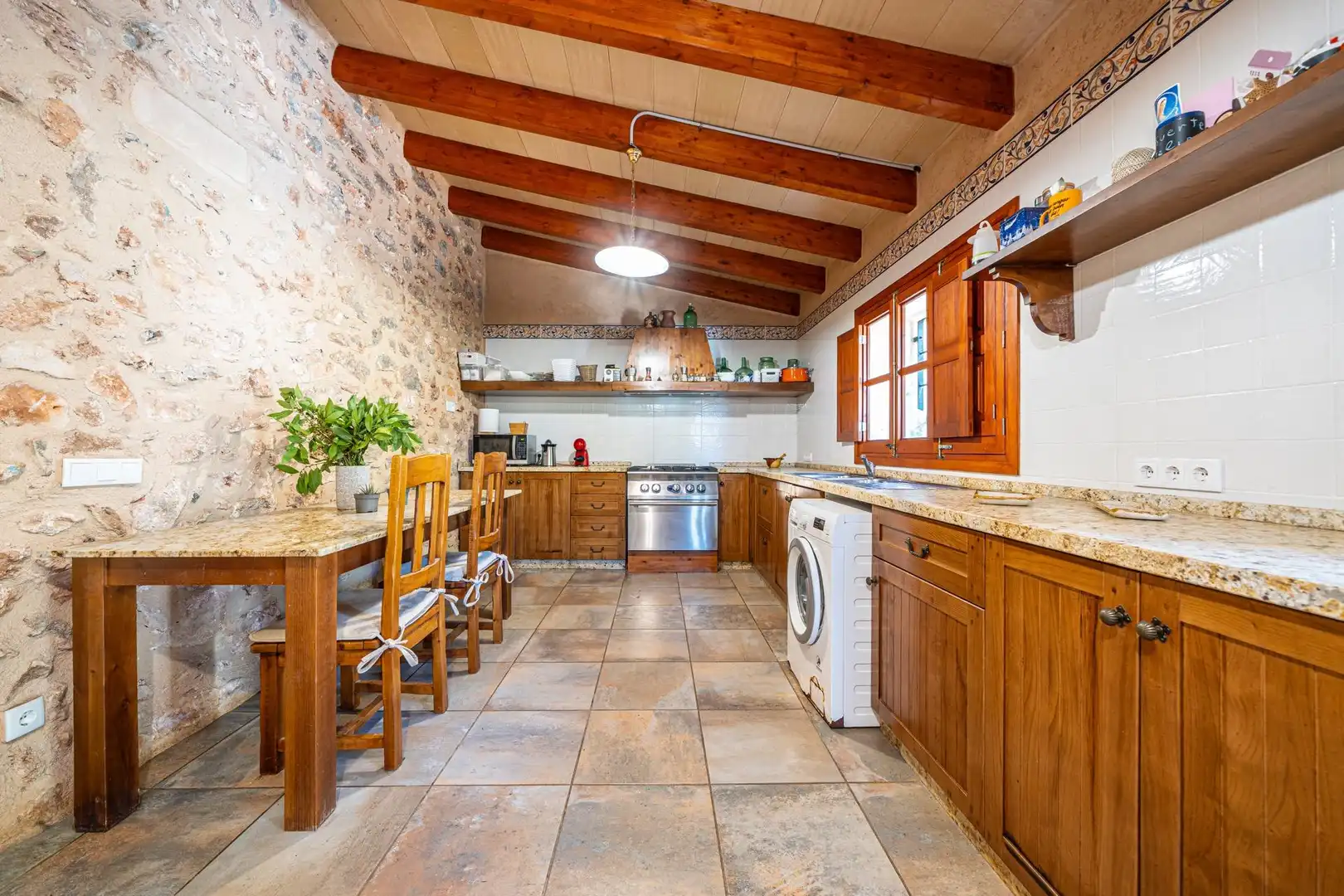 Cocina de Casa adosada en venta en Campos con Aire acondicionado, Calefacción y Jardín privado
