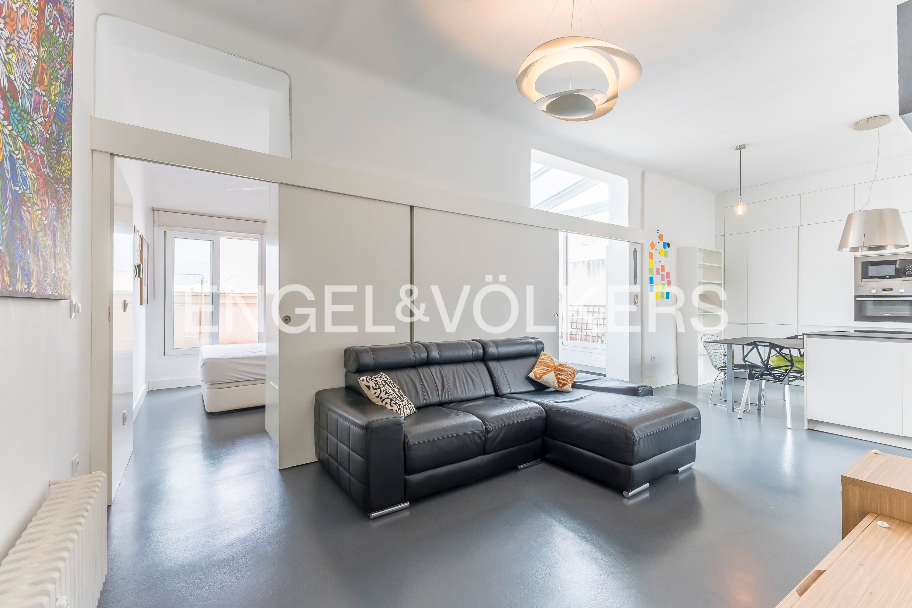 Sala d'estar de Apartament en venda en  Madrid Capital amb Aire condicionat, Calefacció i Terrassa