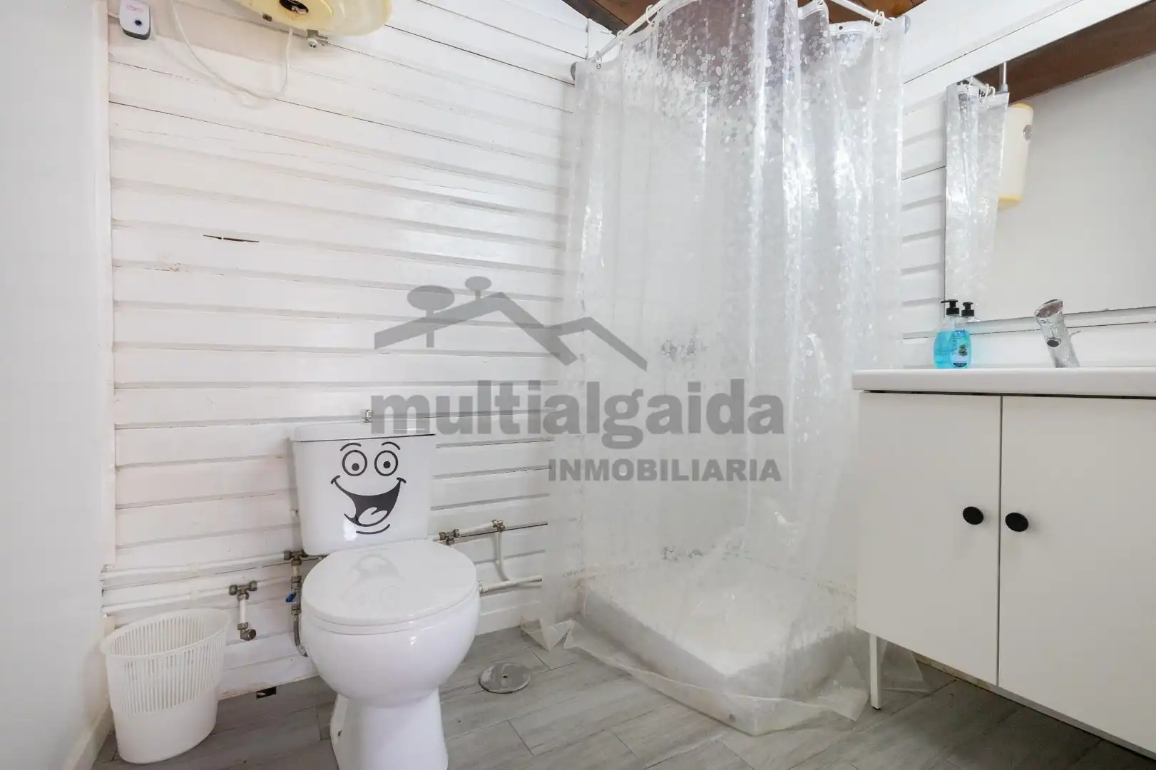 Bathroom of Country homes for sale in Sanlúcar de Barrameda  with Private garden and Swimming Pool