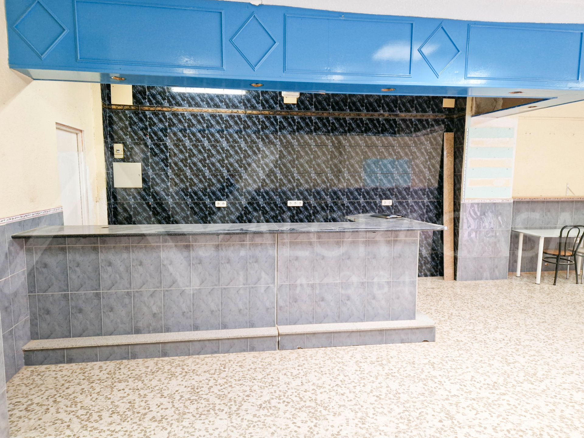 Local de lloguer a Calle Río Alcarrache, 38, La Princesa