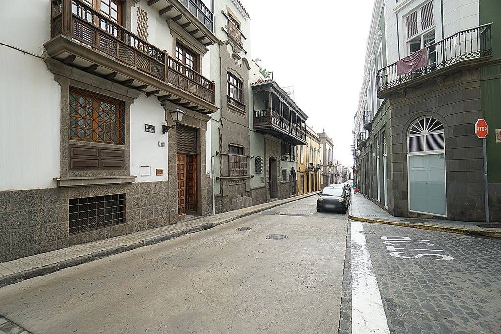 Vista exterior de Piso en venta en Las Palmas de Gran Canaria con Aire acondicionado, Calefacción y Alarma