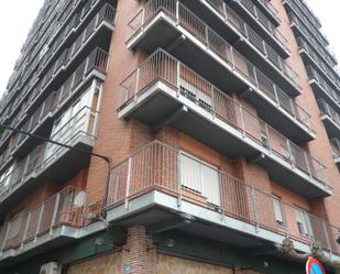 Vista exterior de Pis en venda en Burgos Capital amb Calefacció i Terrassa