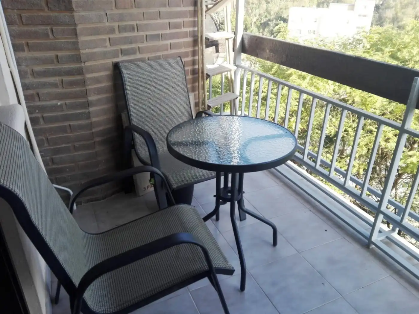 Flat with terrace to rent in Avenida RONDA NORTE