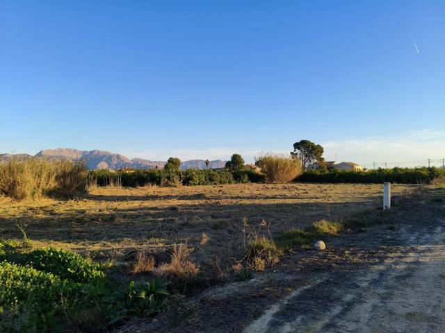 Terreno residencial en Venta en Camino Brazal de la Mota en Alquerías