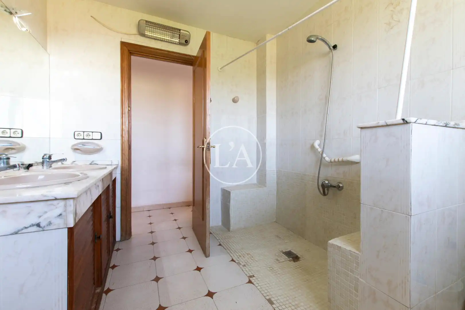 Bany de Casa o xalet en venda en Cambrils amb Jardí privat, Terrassa i Traster