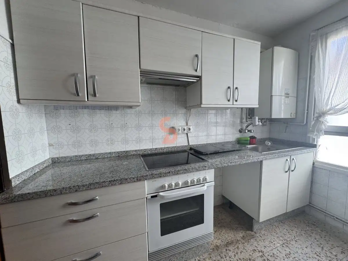 Cocina de Piso de alquiler en Valladolid con Calefacción