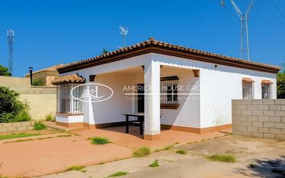 Exterior view of House or chalet for sale in Chiclana de la Frontera  with Private garden