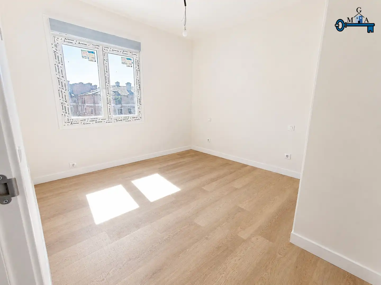 Bedroom of Flat for rent in Fuenlabrada  with Air Conditioner, Heating and Parquet flooring