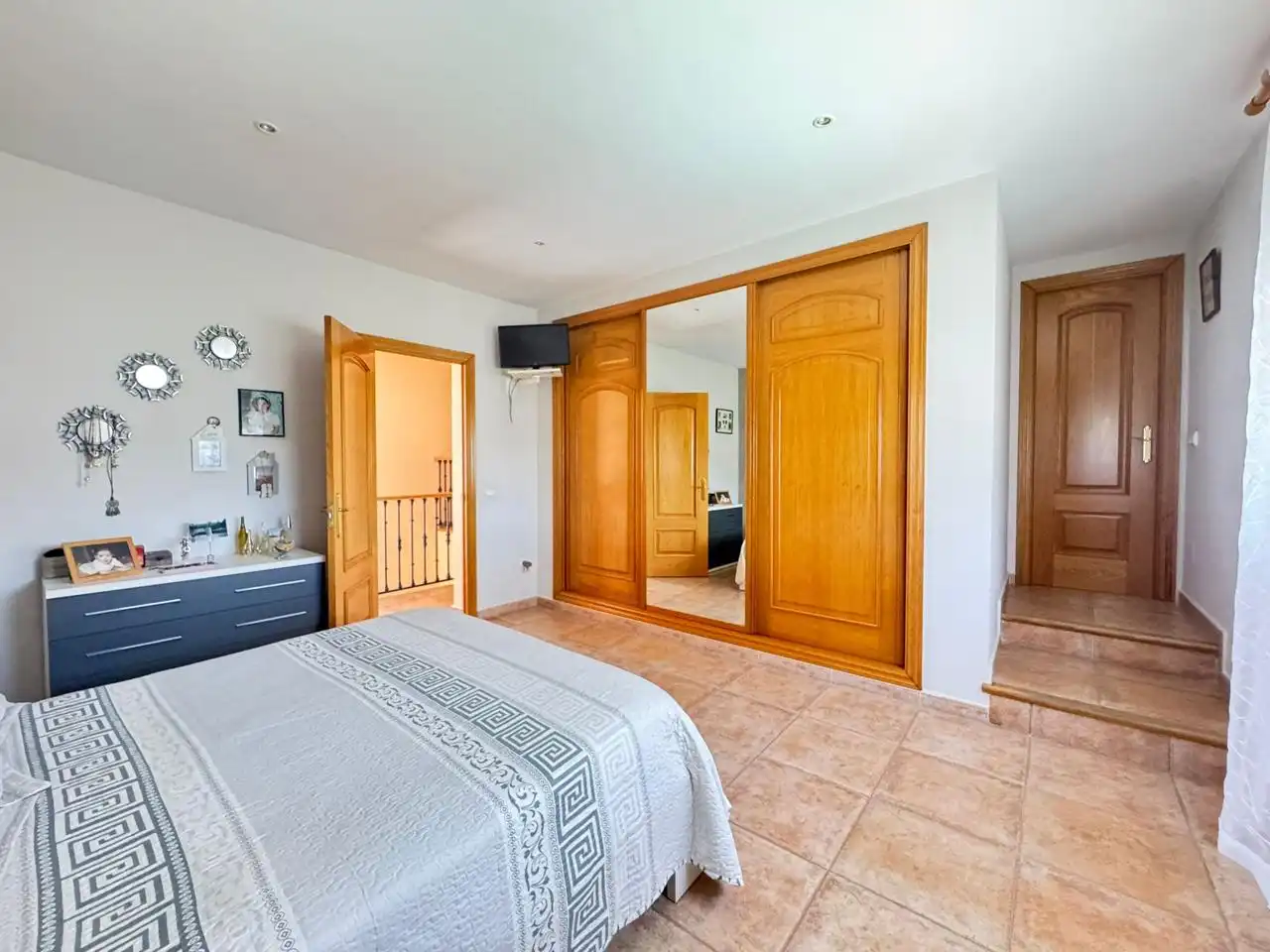 Schlafzimmer von Haus oder Chalet zum Verkauf in Galapagar mit Klimaanlage, Heizung und Privatgarten