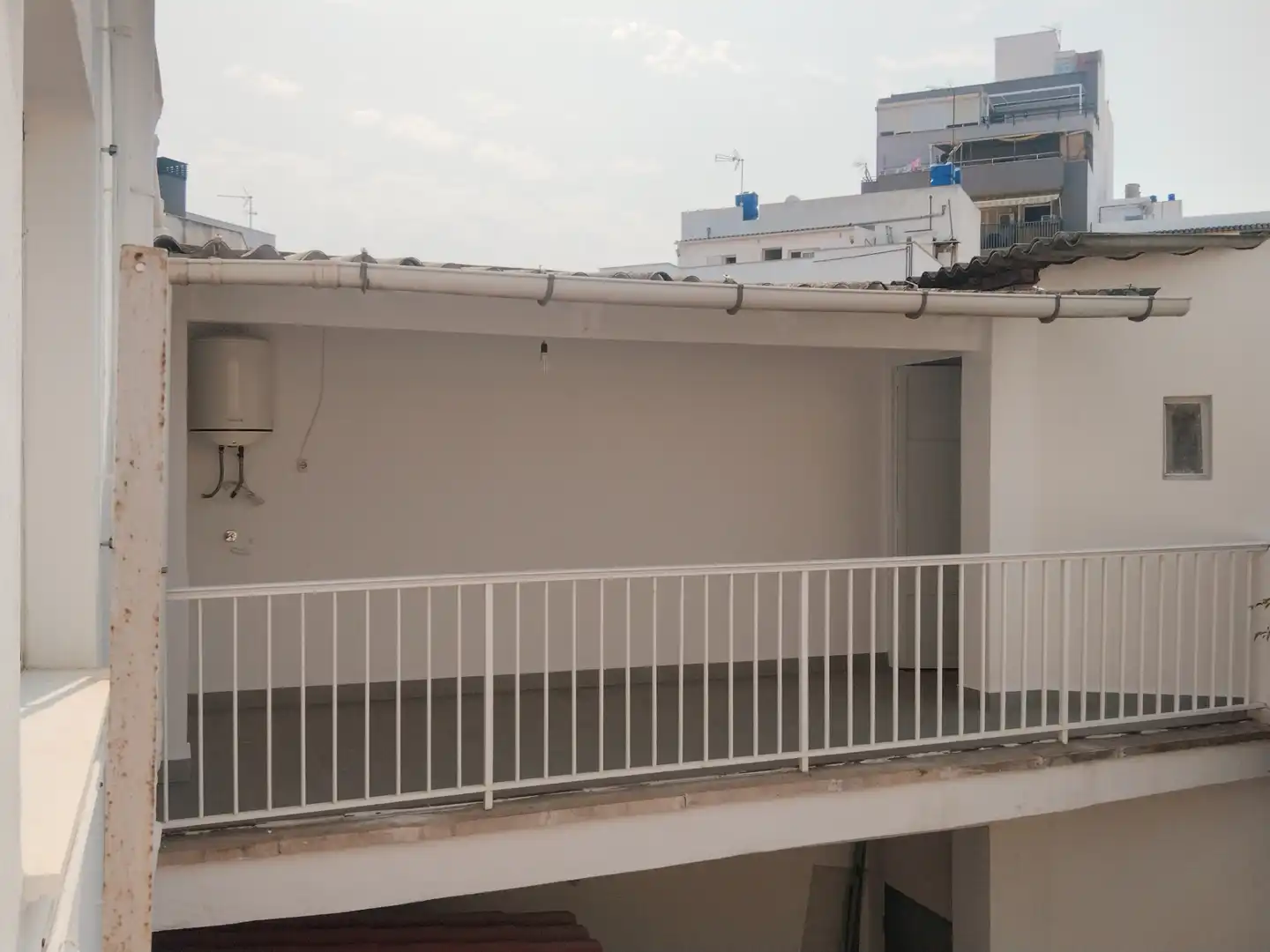 Piso con terraza en alquiler en Llevant, imagen 13