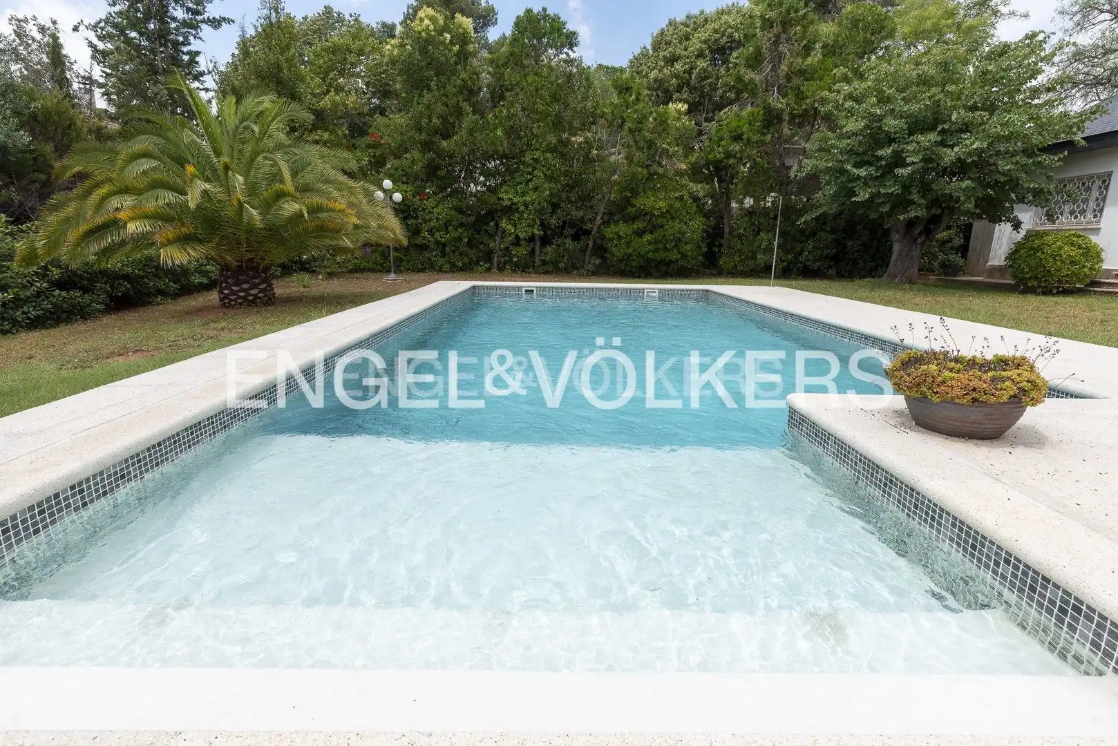 Piscina de Casa o chalet en venta en Sant Cugat del Vallès con Aire acondicionado, Calefacción y Jardín privado
