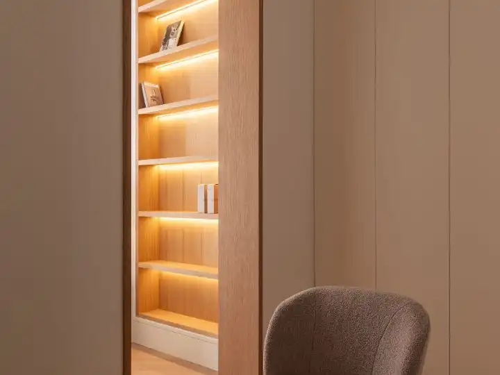 Bedroom of Flat for sale in  Madrid Capital  with Air Conditioner and Balcony