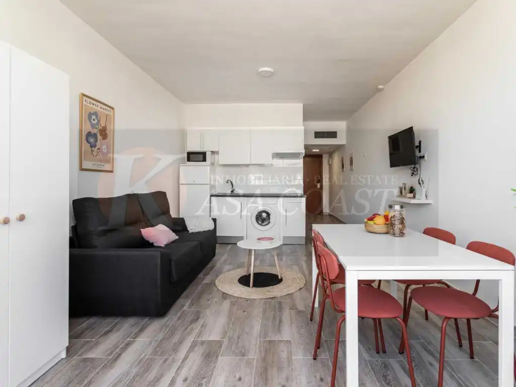 Vivienda con piscina en venta en Puerto Deportivo, imagen 8