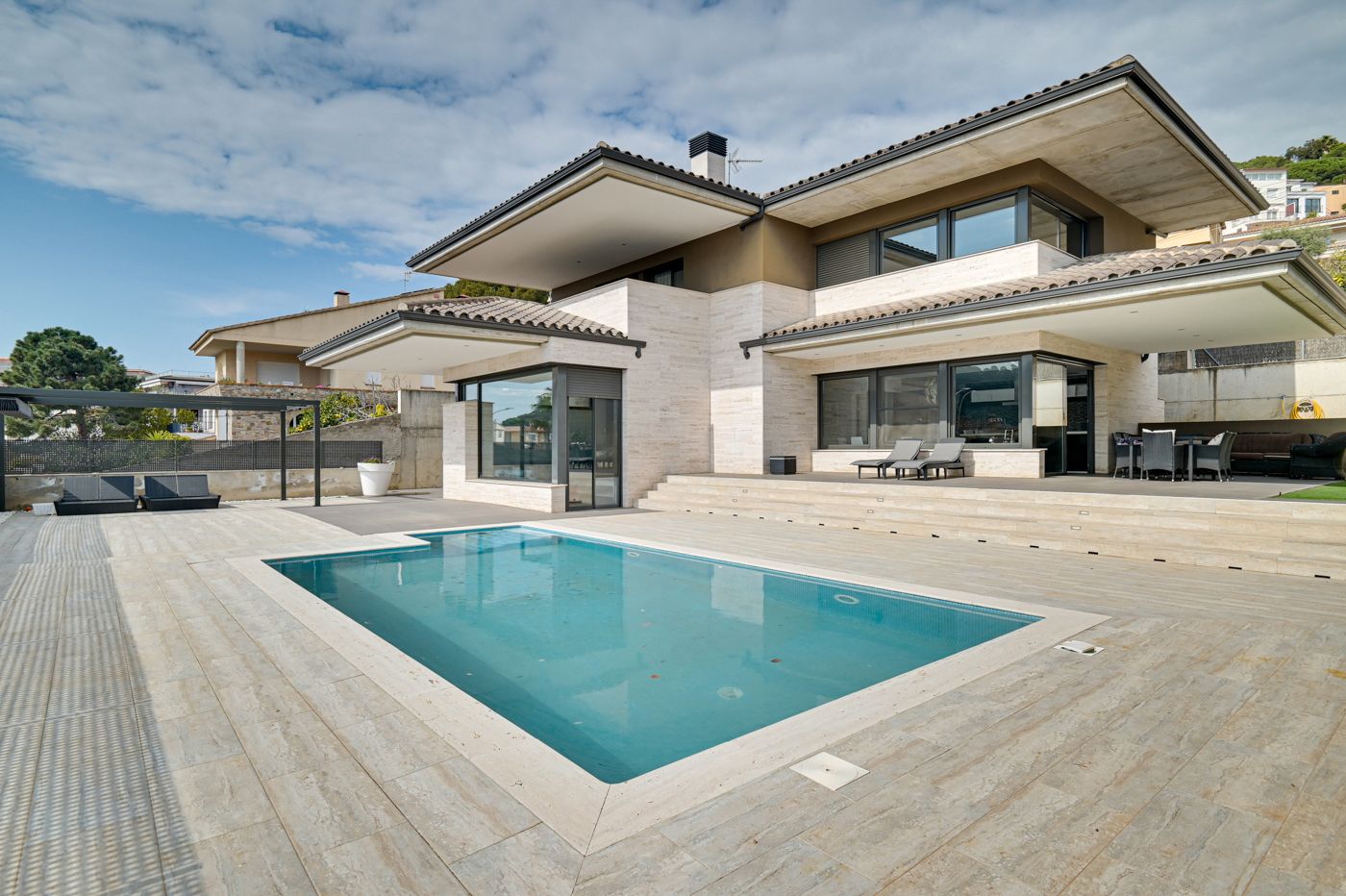 Swimming pool of House or chalet for sale in Tossa de Mar  with Air Conditioner, Private garden and Terrace