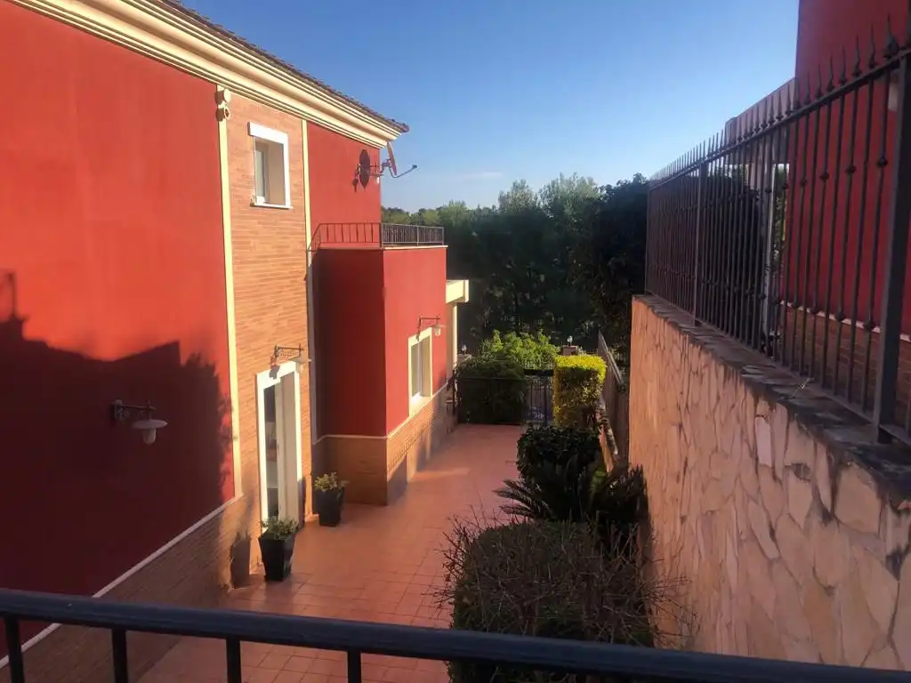 Vista exterior de Casa o xalet en venda en Benicasim / Benicàssim amb Aire condicionat, Calefacció i Terrassa