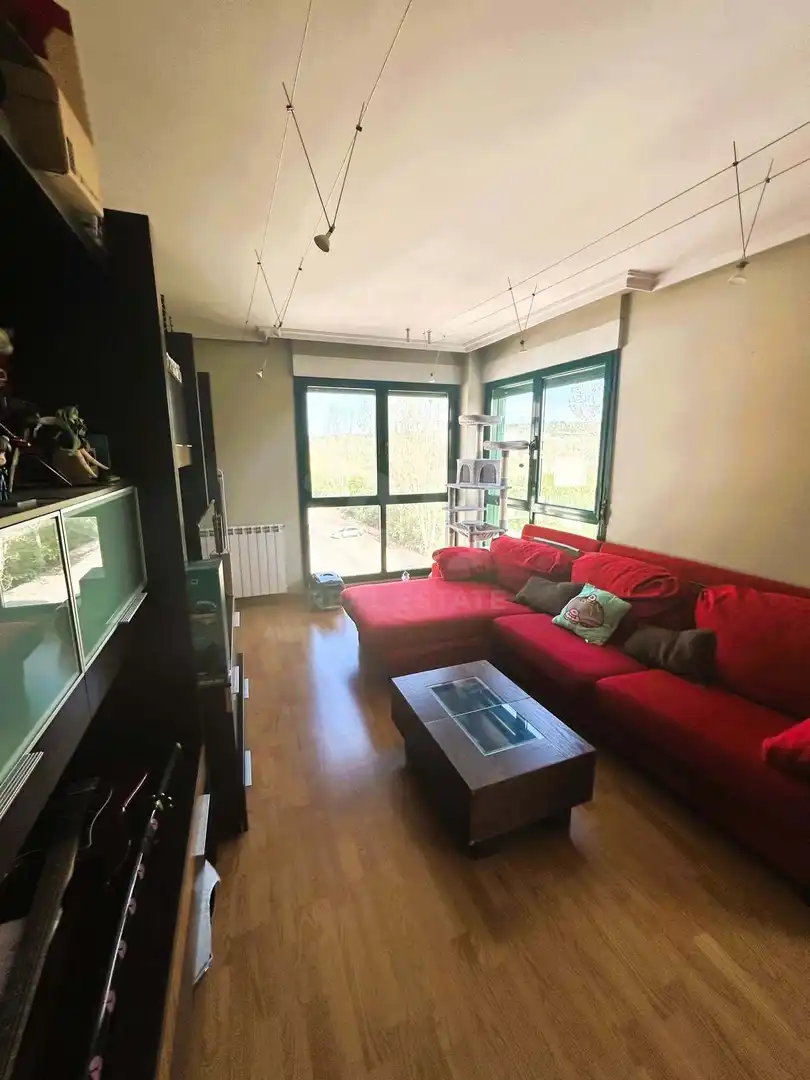 Living room of Flat for sale in Villaquilambre  with Heating