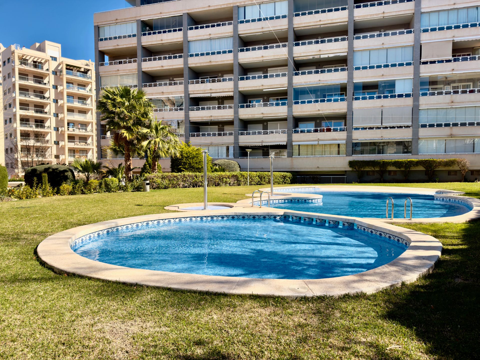 Swimming pool of Apartment for sale in Calpe / Calp  with Air Conditioner, Heating and Terrace